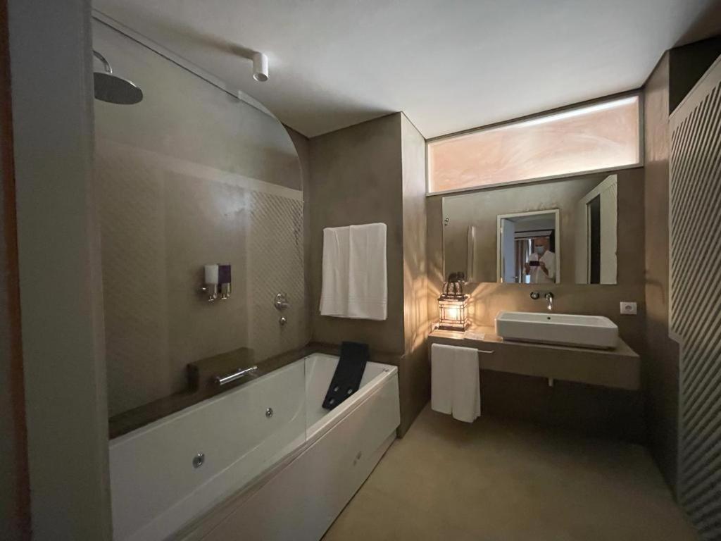 Kirimizi Hotel & Restaurante Pemba Zewnętrze zdjęcie